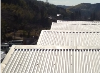 折板トタン屋根