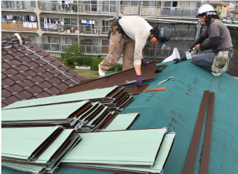 屋根葺き替え