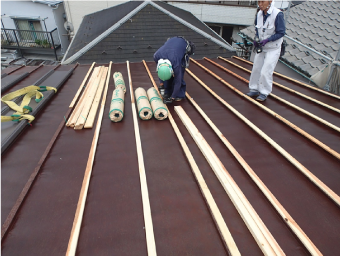 屋根カバー工法