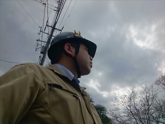 横浜市保土ケ谷区で傷んだスレート屋根をガルバリウム鋼板でカバー工事