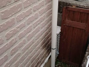 焼損した雨樋の交換後