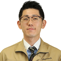 屋根やさん関東 高橋さん スタッフ写真