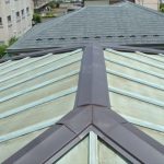瓦棒葺き屋根、棟板金交換工事完了