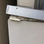 バルコニー笠木が浮いてしまう