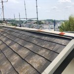 棟板金が風により破損しました