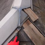 一部が飛散している場合は全体も同様に傷んでいる可能性が高い