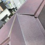 棟板金の浮き上がり