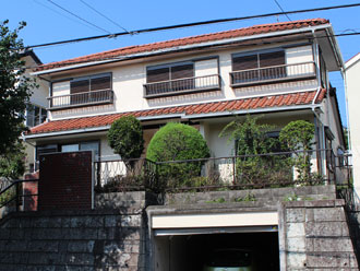 横浜市青葉区　棟取り直し工事　屋根部分葺き替え工事　外壁塗装工事　施工後