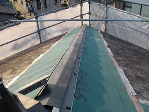 屋根カバー工法　石葺き　ガルバリウム鋼板 (4).JPG