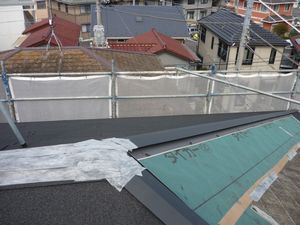 屋根カバー工法　石葺き　ガルバリウム鋼板 (7).JPG
