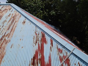 トタン屋根劣化　棟