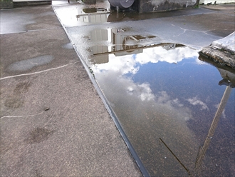 川崎市幸区で屋上からの雨漏りは防水工事で直します