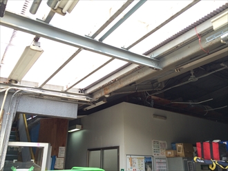 雨漏り地点屋内から①