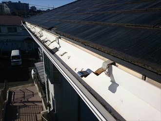 横浜市都筑区で共同住宅の大型雨樋調査です