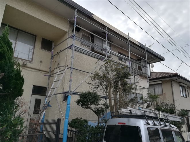 三浦郡葉山町一色にて樋隠し板の復旧工事を行いました