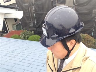 海老名市河原口で過去に塗装を行っているスレートを調査、塗膜の劣化が進行すると傷みはさらに進行します