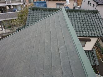 通常の傷み方と違うスレート