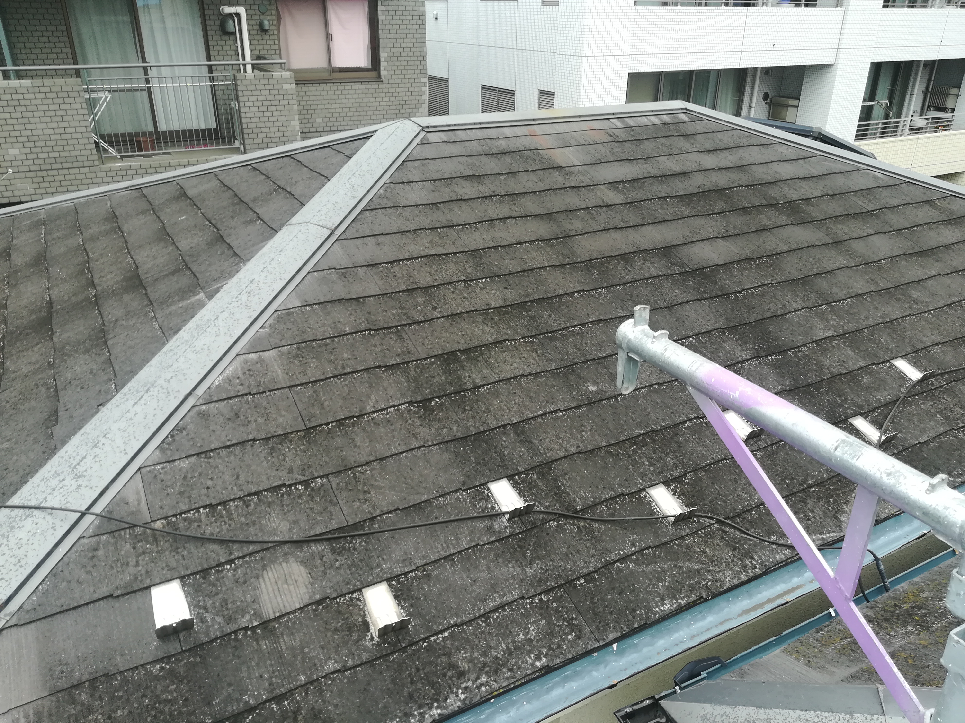 横浜市鶴見区で屋根葺き替え　施工前