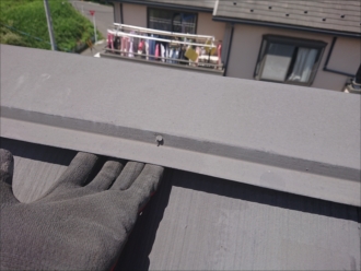 側面から手が容易に入ってしまう所が複数確認できました