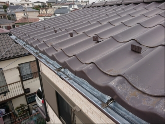 一昔前カバー工法でよく見かけたセキスイかわらＵ