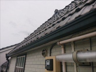 狭小地に建てられており梯子が架けられませんでした