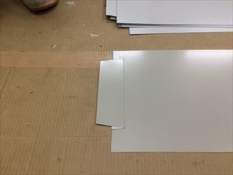 海老名市門沢橋で破風板に使用する板金に、ダクトハゼを造ります