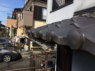 まだ残っている部分で破損状況を確認