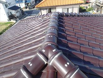 安定感のある寄棟屋根のメリット デメリット その構造についてご紹介 横浜の屋根工事 屋根リフォーム 屋根塗装は街の屋根やさん横浜 安定感のある寄棟屋根のメリット デメリット その構造についてご紹介 横浜の屋根工事 屋根リフォーム 屋根塗装は街の屋根やさん横浜