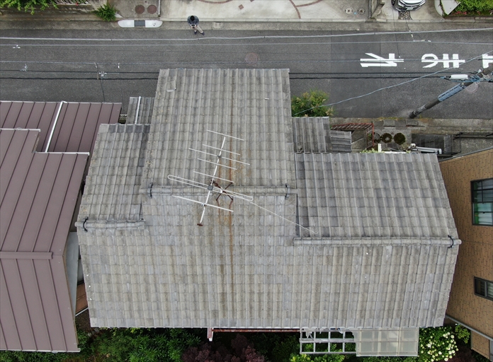 セメント瓦の屋根をメンテナンス