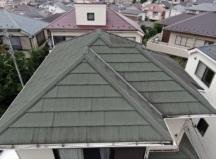 ドローンで雨樋の詰まりを点検