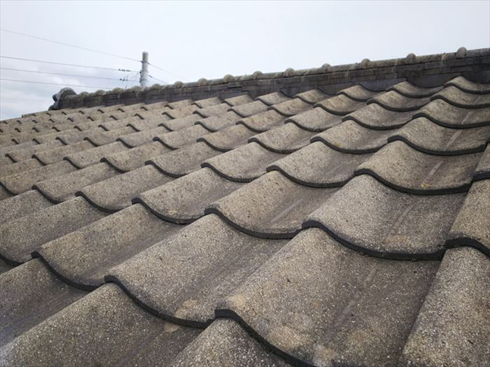 廃盤になってしまったセメント瓦屋根を利用しているお住まいはメンテナンス方法を要チェック