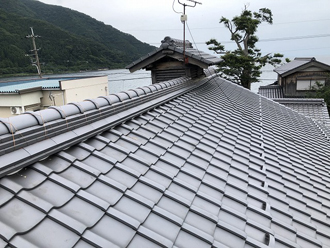 瓦屋根
