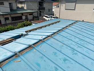 貫板撤去後の屋根