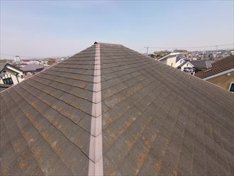 横浜市都筑区荏田東にてニューコロニアルというスレート屋根材の調査を行いました