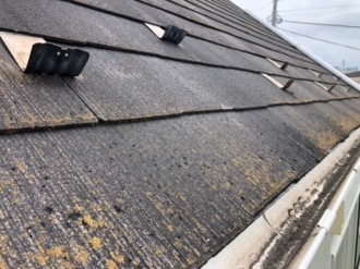 横浜市神奈川区三枚町にて古くなったスレート屋根を調査しました
