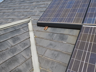 川崎市高津区二子にて太陽光パネルが載っているパミール屋根の調査　