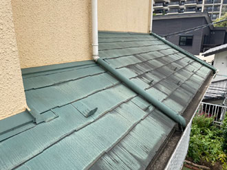 茅ケ崎市浜竹でスレート屋根の調査！新築から10年経過する頃に屋根の調査をし、問題が起こる前に屋根塗装でメンテナンスをしましょう！