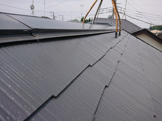 屋根塗装後でも縁切り不足が原因で雨漏りが発生することがあります！