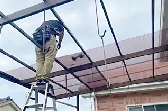 新しい屋根設置工事