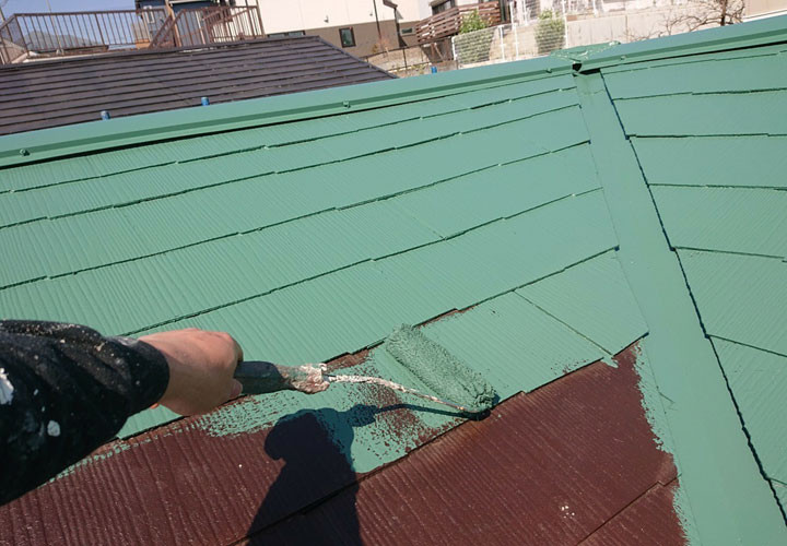 カラーベストなどスレートを使用した屋根は屋根塗装でメンテナンス！
