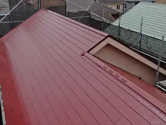 遮熱塗料が使用された屋根