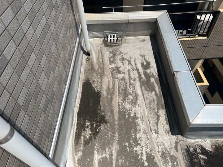 劣化した防水