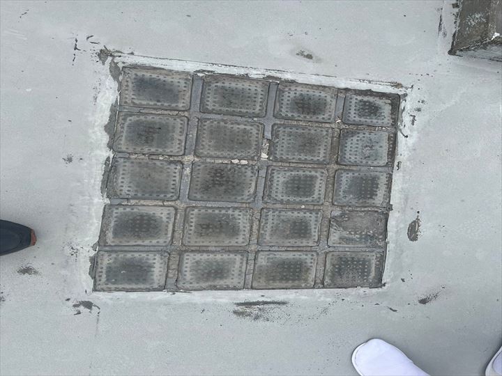 埋め込み式天窓