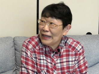 インタビュー中の平間様