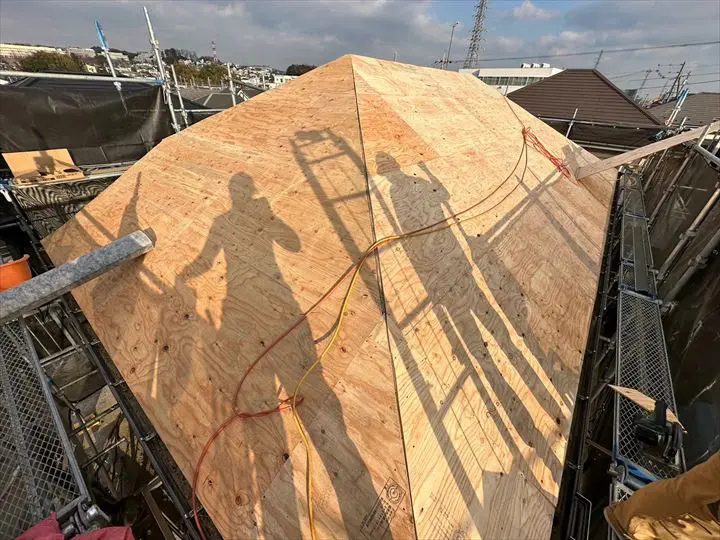 屋根葺き替え工事