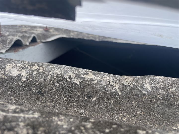 大きな穴が空いていました