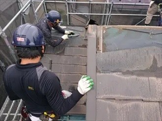 屋根の雨漏りの跡
