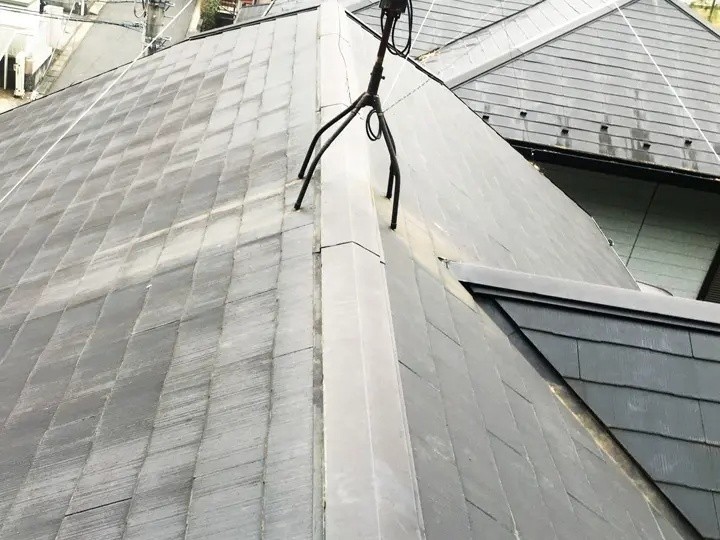 スレート屋根の野地板はまだ良好