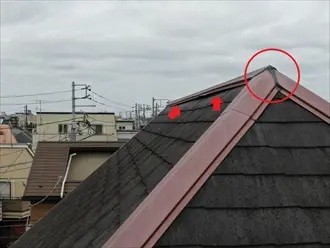 大棟に大きな隙間が発生