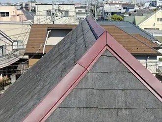 棟板金交換工事後の屋根
